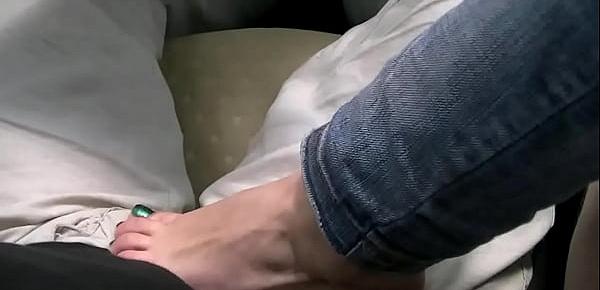  UI039-Driving with Giulia- Foot Smothering in the Car